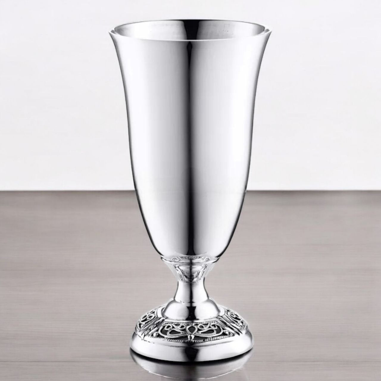 Handcrafted Sterling Silver Shot Glass – Elegant Luxury Drinkware, Perfect Wedding or Anniversary Gift, Collectible Barware