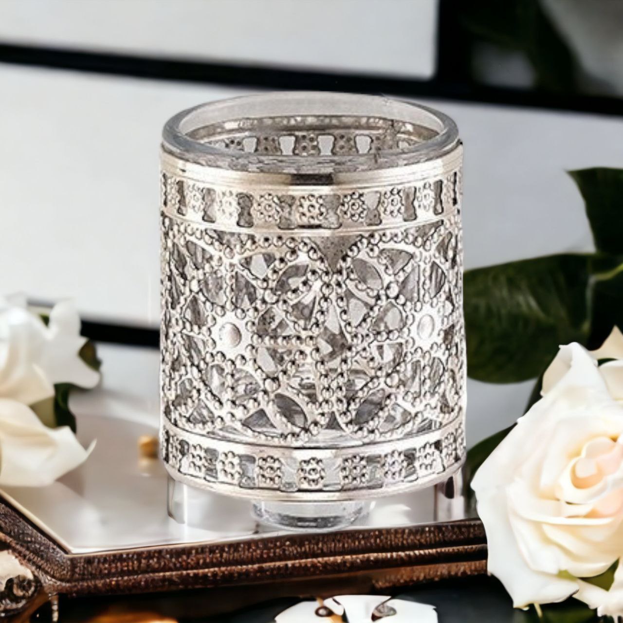 Silver Candle Holder with High Grid Verona